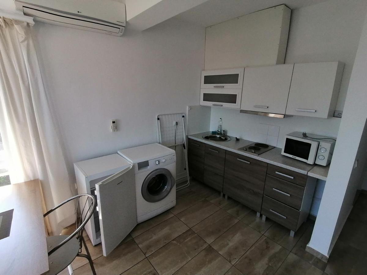 Zoleks Apartment Burgas Exteriör bild